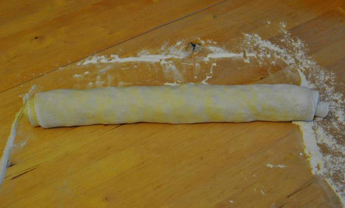 roll of puff pastry s mletým krok-za-krokem recept s fotografií 