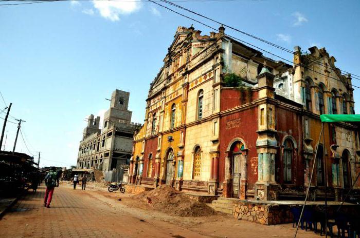 Hlavním městem Beninu je Porto-Novo. Beninská republika je stát v západní Africe