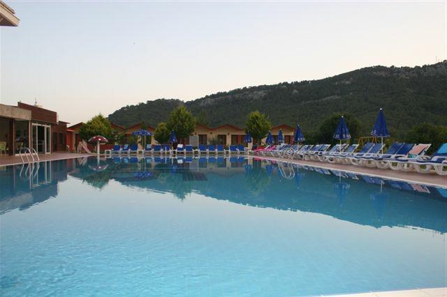 larissa blue Resort recenze